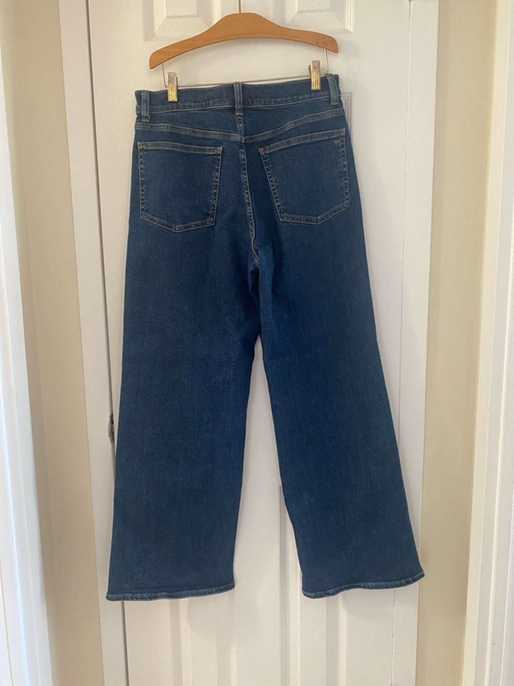Madewell The Wide Leg Jean in Pattson Wash - Picture 8 of 8